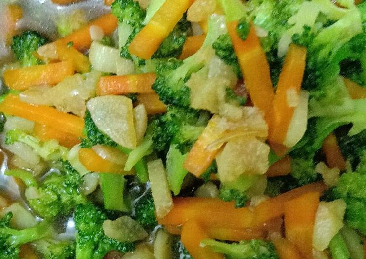 Resep Brokoli cah bawang putih Lezat