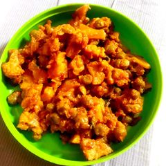 Aloo Gobhi Matar A picture of Aloo Gobhi Matar.