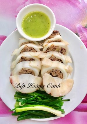 Hình của món Mực Nhồi Thịt Hấp.