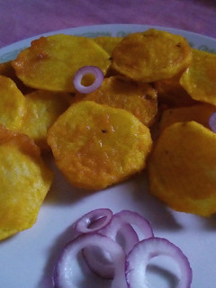 A picture of Viazi karai.