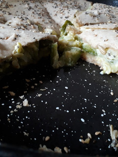 Una foto de Tarta de zapallitos con masa integral casera 🥒