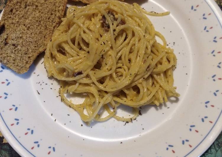 Spaguetis Carbonara