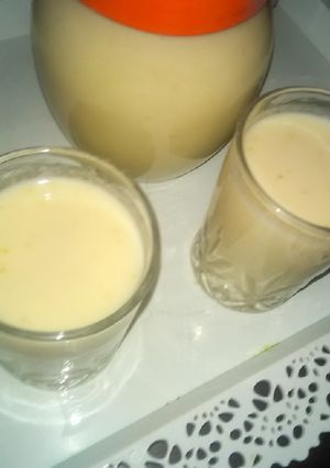 صورة لوصفة عصير الموز(بنان)والتفاح