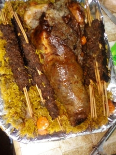 صورة لوصفة فراخ محشية و كفتة و أرز بسمتى بالكبد و القوانص
