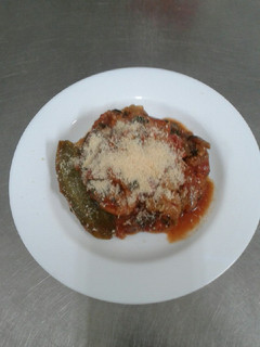 Una foto de Lasaña de zapallo italiano y berenjena