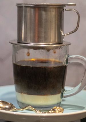 A picture of Vietnamese Dripping coffee.