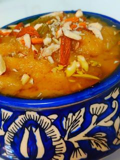 सूजी बेसन हलवा (suji besan halwa recipe in Hindi) रेसिपी मुख्य फोटो
