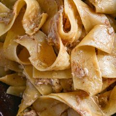 A picture of Medieval Style Cheesy Spiced Baked Pasta.