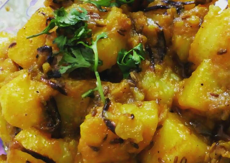 Recipe of Award-winning Spicy potatoes (side dish)
