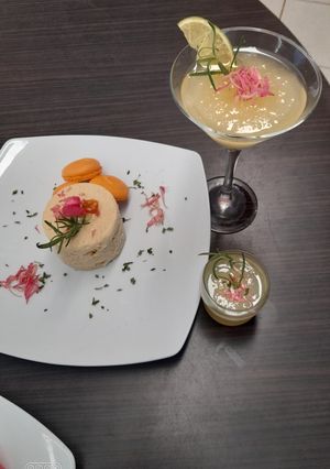 Una foto de Sorbet de naranja con vino blanco