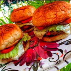 Veggie burger A picture of Veggie burger.