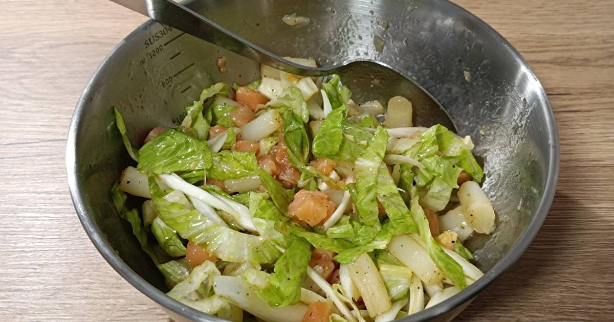 Ensalada Del Día Con Espárragos Blancos Y Salmón Ahumado Receta De