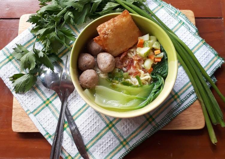 Bagaimana Menyiapkan Bakso Tuna Anti Gagal