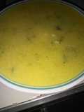 Sopa de huevo con leche y queso
