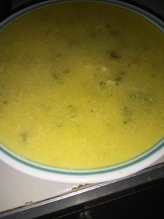 Una foto de Sopa de huevo con leche y queso