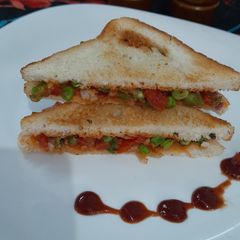 A picture of Barbeque Peas Sandwich.