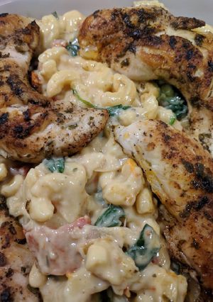A picture of One Pot Tuscan Style Mac & Cheese.