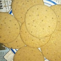 A picture of Wheat biscuit.
