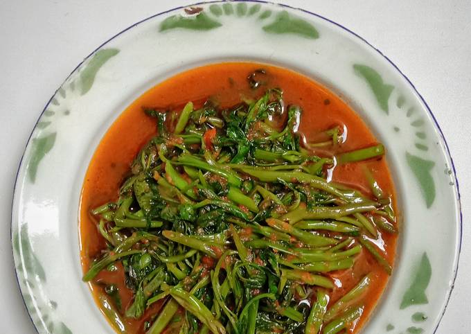 Resep Tumis Kangkung Saus Tiram Oleh Adelia Firdaus Cookpad