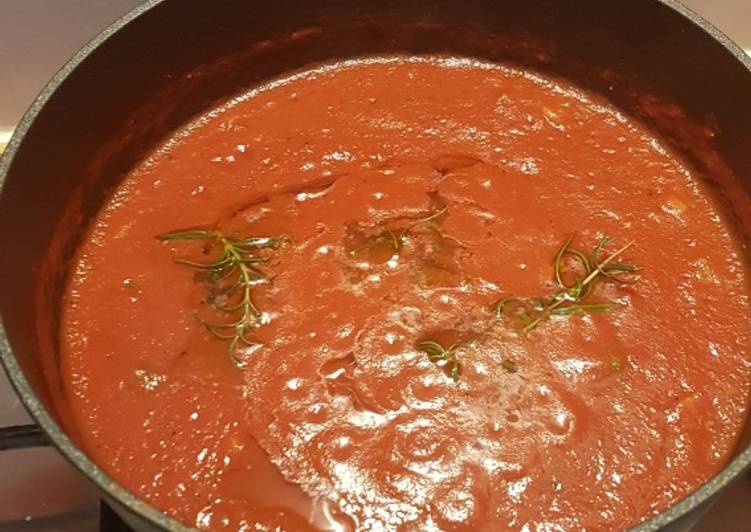 Easiest Way to Prepare Super Quick Homemade Easy and tasty vegan tomato sauce for pasta