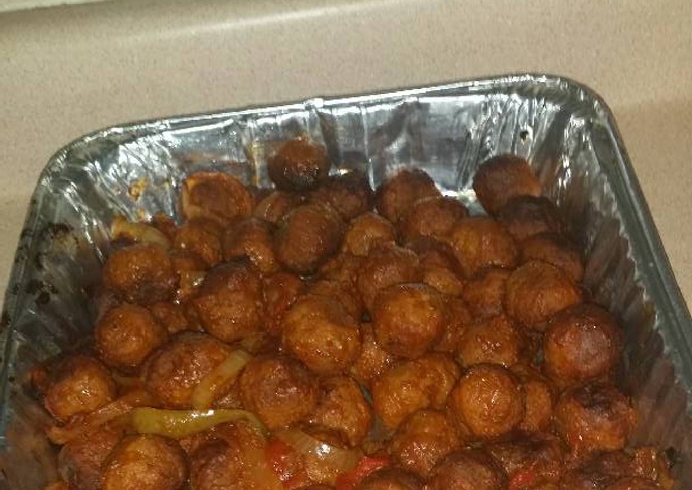 Albóndigas al ajillo en salsa