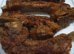 Foto resep Iga babi bakar madu / Honey pork ribs