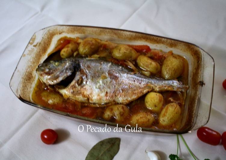 Recipe of Super Quick Homemade Peixe no Forno à Portuguesa