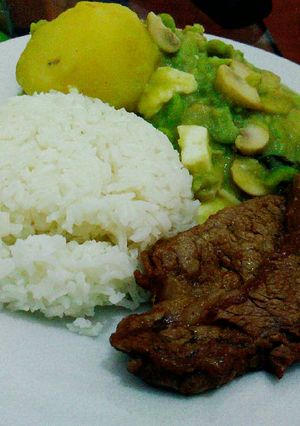 Foto principal de Capchi de habas con champiñones