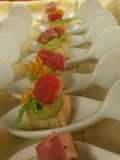 Spicy ahi avocado bites