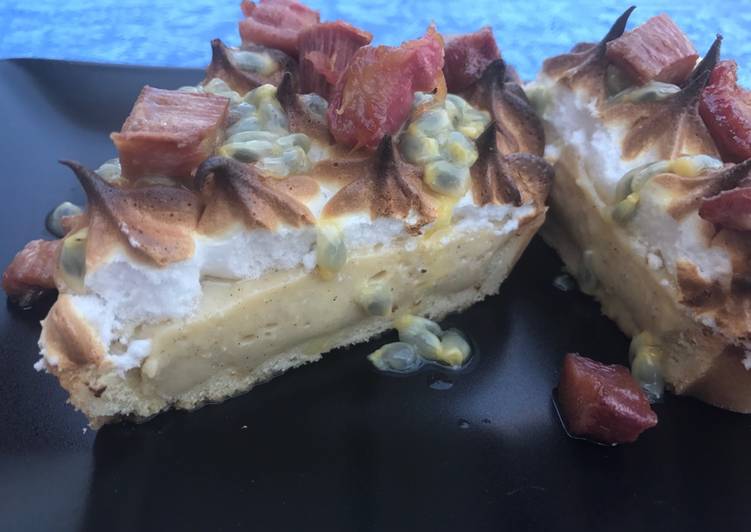 Recipe: Tasty Vanillecrème-tærte med surt og sødt - Rimmers Køkken