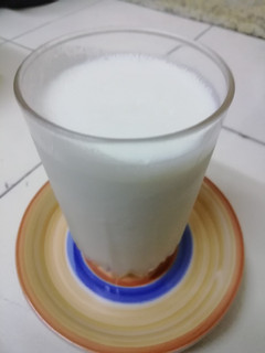A picture of Banana, vanilla milk shake.