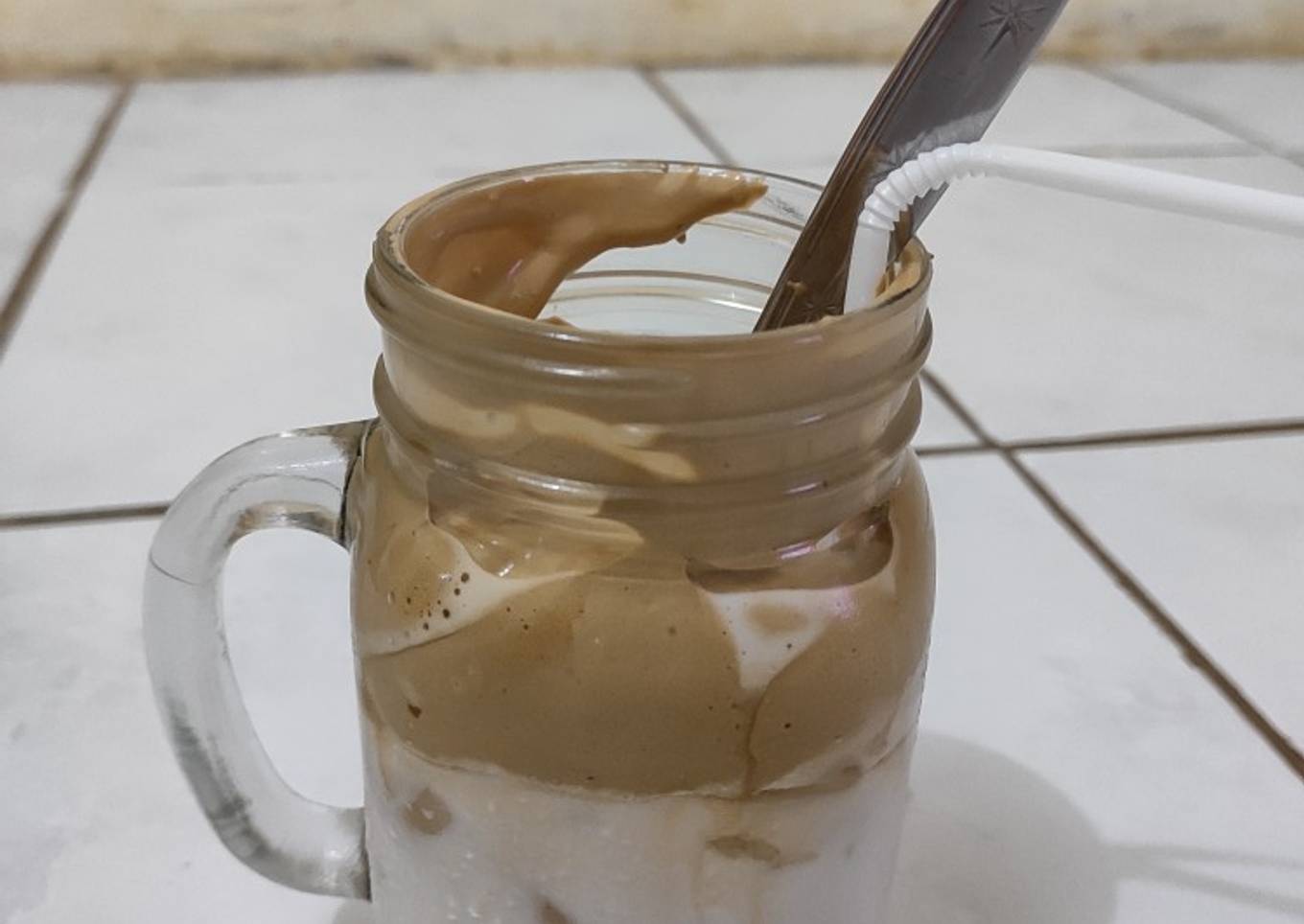 Dalgona Coffee