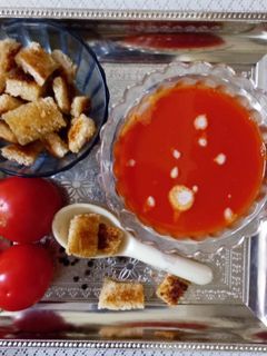 टोमॅटो सूप (tomato soup recipe in marathi) रेसिपी चे मुख्य फोटो