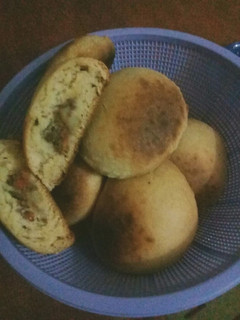 A picture of Dinner Buns.