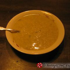 A picture of Chicken soup with trahana and avgolemono.