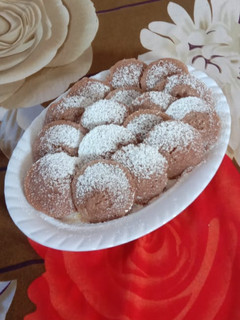 चॉकलेटी इडली (Chocolatey Idli recipe in Hindi) रेसिपी मुख्य फोटो