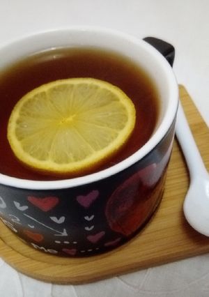 Une photo de Thé au citron 🍵🍋