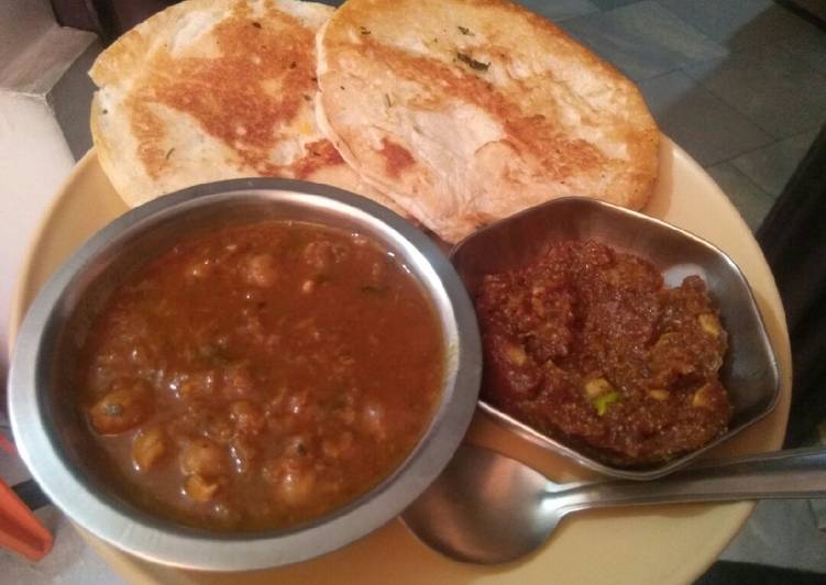 How to Make Super Quick Homemade White chana with kulcha