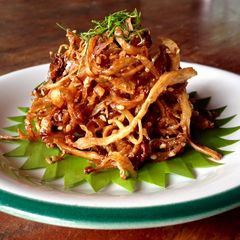 Vegetarian Sweeten Phoenix Mushroom/ Indian Oyster/ Oyster Mushroom with Sesame A picture of Vegetarian Sweeten Phoenix Mushroom/ Indian Oyster/ Oyster Mushroom with Sesame.