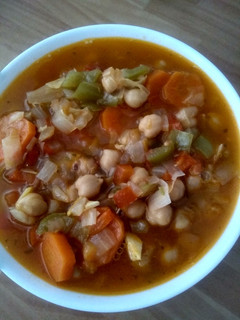 Una foto de Garbanzos con verduras