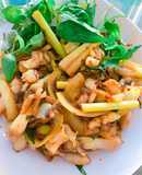 Ốc móng tay xào sate cay