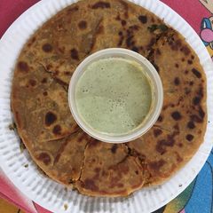 A picture of Stuffed onion paratha.