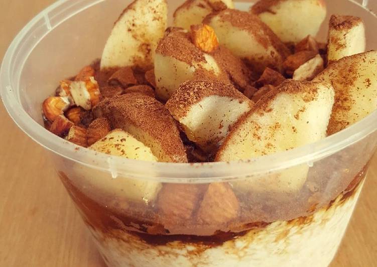 Recipe of Ultimate Honey &amp; Apple Cinnamon Overnight Oatmeal