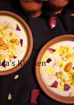 A picture of Gulkand Phirni.