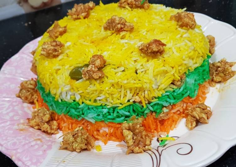 Simple Way to Prepare Ultimate Chicken in rainbow rice