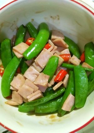 รูปของ ถั่วลันเตาผัดแฮม (ไมโครเวฟ) #กินผักรักสุขภาพ3