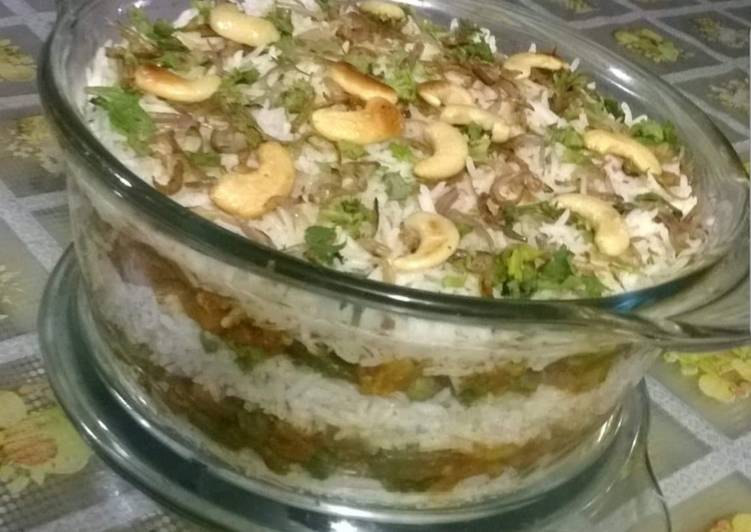 Layered veg biryani