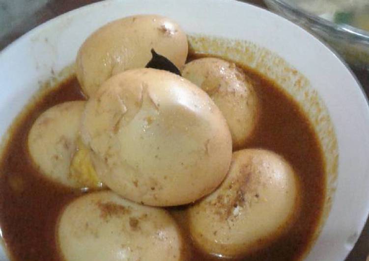 Bahan-bahan Rendang telor meresep sampe ke hati😂😄😆 yang enak dan Mudah Dibuat