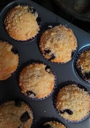 Una foto de Muffins de yogurt y arándanos ✨