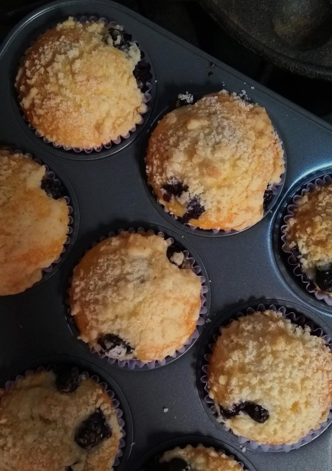 Una foto de Muffins de yogurt y arándanos ✨